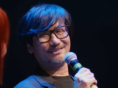 Una foto di Hideo Kojima al Death Stranding World Tour 2 (fonte immagine: Lucca Comics and Games YT)