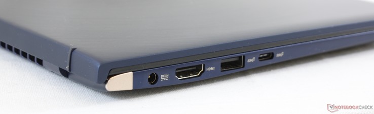 A sinistra: adattatore AC, HDMI, USB Type-A 3.1 (10 Gbps), USB Type-C Gen. 2
