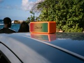 L'altoparlante portatile Patta x Marshall Emberton II in edizione limitata è ora disponibile. (Fonte: Marshall)
