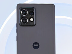 Sono emerse in rete ulteriori informazioni sul Motorola Edge X40 (immagine via TENAA)
