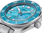 Primo piano del Seiko Prospex 1965 Heritage Diver che ne mostra il quadrante blu, l’indicatore della data, le lancette e gli indici luminescenti e la cassa in acciaio inossidabile.
