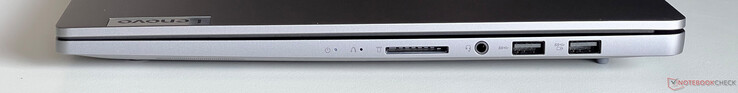 A destra: Lettore di schede SD, audio da 3,5 mm, USB-A 3.2 Gen 1 (5 GBit/s), USB-A 3.2 Gen 1 (5 Gbit/s, alimentato)