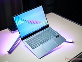 Il Samsung Galaxy Book4 Edge sembra funzionare meglio con AirJet rispetto alle ventole tradizionali. (Fonte: Notebookcheck)