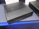 Minisforum MS-A1 è un mini PC alimentato da AMD con un massimo di 96 GB di memoria e supporto OCuLink. (Fonte: PC Watch)