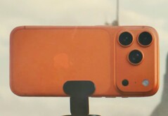 Alcune riparazioni di iPhone 17 Pro Max costano fino a 799 dollari (Fonte: Apple)