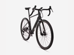 L&#039;e-bike Van Rysel E-GRVL AF HD in nero (nella foto) è disponibile in Europa. (Fonte: Decathlon)