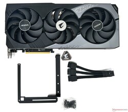 Aorus GeForce RTX 4070 Ti Master - Accessori in scatola