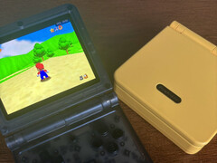 Il Powkiddy V90S dovrebbe essere disponibile in almeno due opzioni di colore. (Fonte: Taki Udon)