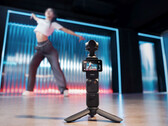 DJI ha creato numerosi accessori per l'Osmo Pocket 3, tra cui un treppiede. (Fonte: DJI)