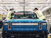 Le azioni Rivian affondano sui problemi di consegna, i camion R1T più economici con batteria LFP saranno rilasciati nel 2024