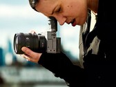 Il Sony FX2 è dotato di un mirino elettronico (Fonte: Sony)