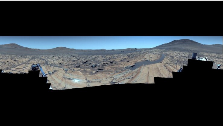 La versione migliorata dell'immagine ripresa dal rover Perseverance (Fonte immagine: NASA, JPL-Caltech, ASU e MSSS; screenshot)