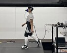 Il robot prende informazioni dagli schemi di respirazione del soggetto e infonde il modo ottimale per migliorare il movimento dell'anca. (Fonte: Park et al)