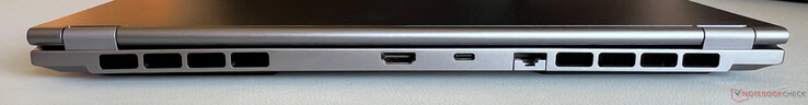 Posteriore: HDMI 2.0, USB-C 4.0 (40 Gbps, modalità DisplayPort-ALT 1.4a, power delivery), Gigabit-Ethernet