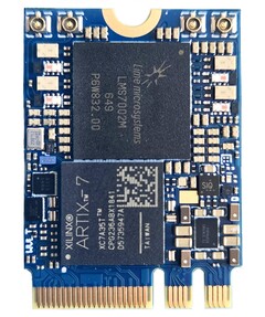 xSDR racchiude una radio software-defined 2x2 MIMO in un piccolo modulo M.2 2230.