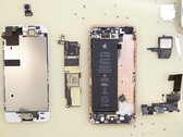 Apple iPhone SE teardown (Fonte: Vrm24)