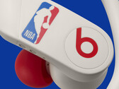 L'edizione NBA75 Ivory è funzionalmente la stessa delle normali PowerBeats Pro. (Fonte immagine: Apple)