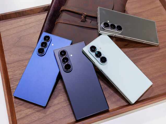 Galaxy Z Fold7 è disponibile in quattro colori: Blue Shadow, Jet Black, Mint e Silver Shadow. (Fonte: Notebookcheck)