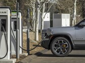 L'R1S di Rivian è un SUV full-size che condivide la piattaforma con il pick-up elettrico R1T. (Fonte: Rivian)