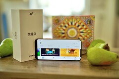 Lo schermo dell’Honor X80 Pro Max può diventare molto luminoso quando necessario.