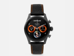 Il Montblanc Summit 3 Smartwatch x Naruto ha quadranti animati personalizzati. (Fonte: Montblanc)