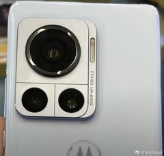 Il modulo fotocamera del Motorola Frontier 22. (Fonte: Fenbook)