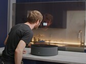 Il Mi TV Lux ha un aspetto fantastico, ma non è del tutto utilizzabile. (Fonte: Linus Tech Tips)