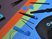 iFixit offre ora kit di riparazione speciali per le console di gioco. (Fonte: iFixit)