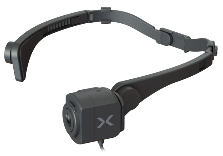 La CX-WL100 di Xacti può essere indossata utilizzando un supporto da fissare alla testa, consentendo alla videocamera compatta di seguire il punto di vista di chi la indossa.