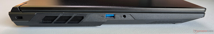 A sinistra: USB-A 3.2 Gen.1 (5 GBit/s), jack audio da 3,5 mm