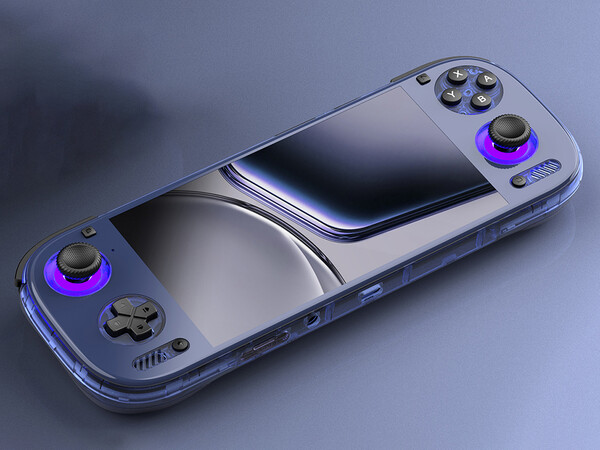 L'AYN Odin 3 nella versione Clear Blue.