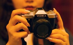 La Yashica FX-D vuole mescolare la sensazione di una fotocamera analogica con il comfort digitale (Fonte: Yashica)