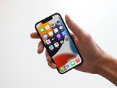 Apple ha cancellato tutti i riferimenti alla sua iniziativa CSAM. (Fonte: Jeremy Bezanger)