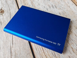 Recensione del Samsung Portable SSD T7. Dispositivo di prova fornito da Samsung Germania.