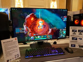 Il MEG 321URX QD-OLED ha un processore AI a bordo per le sue buffonate AI. (Fonte: PC World)