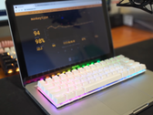 Ecco come appare un MacBook Pro con una tastiera meccanica