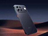 L'Oppo A7 Pro Max è disponibile in tre colori, tra cui il nero.