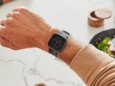 L'ultimo aggiornamento del Versa 2 di Fitbit ha causato un grave problema ad alcune unità. (Fonte: Fitbit)