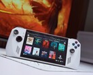 Asus ROG Ally modificato con una batteria da 90Wh e una piastra posteriore personalizzata stampata in 3D, che esegue SteamOS e mostra una libreria di giochi AAA e indie sulla sua schermata iniziale. (Fonte: Miner TechTips / YouTube)