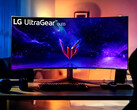 L'UltraGear 45GR95QE è uno dei primi monitor da gioco OLED di grandi dimensioni, curvi e a 240 Hz. (Fonte: LG)