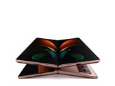 Il Samsung Galaxy Z Fold 3 è destinato a essere spedito con un po' di silicio nuovo e splendente 