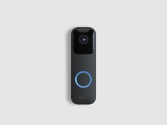 Il campanello Amazon Blink è dotato di una telecamera diurna a 1080p e di una telecamera notturna a infrarossi. (Fonte: Amazon)