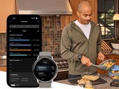 Il Venu 4 di Garmin (nella foto) è uno dei tre smartwatch che ricevono una nuova funzione di registrazione della nutrizione. (Fonte: Garmin)