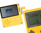 Panic rifinisce il Playdate in giallo, come il Gameboy Pocket o il Color. (Fonte immagine: iFixit)