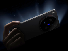 Immagine promozionale di Vivo X300 Ultra.