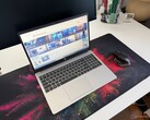 Recensione dell'HP 255 G10 con 7120U: prezzo basso, basse prestazioni