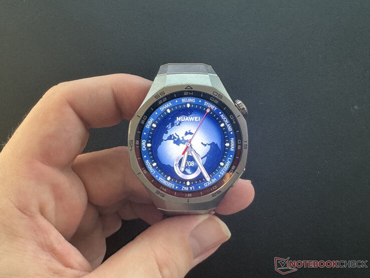 Recensione del Huawei Watch GT 5 Pro Elegante smartwatch in titanio con ECG e molto di piu Notebookcheck