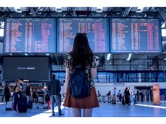 Una vulnerabilità di sicurezza nel sistema FlyCASS avrebbe permesso a persone non autorizzate di accedere alla cabina di pilotaggio di un aereo. (Fonte immagine: Pixabay / JESHOOTS-com)