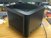 Il prossimo mini PC di FEVM vanterà un involucro molto più grande con una potente grafica RTX 4090 Laptop. (Fonte immagine: metalsojin2 via Reddit)