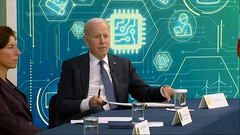 L'ordine esecutivo di Biden sulle criptovalute ha brevemente fatto salire Bitcoin alle stelle (immagine: AP/YouTube)